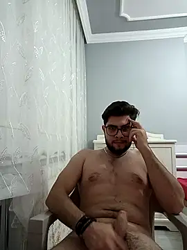 Snapshot of Mstfaavan64 chatting on 10.29.25 Mstfaavan64 online show from 10.29.25