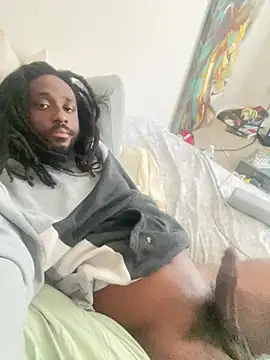 Snapshot of TheRealKnottiHead chatting on 02.28.26 TheRealKnottiHead online show from 02.28.26