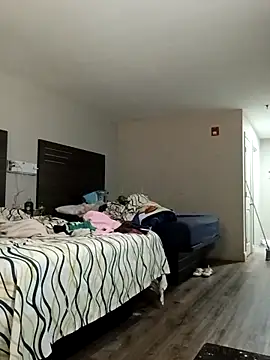 Snapshot of Dannydanny89 chatting on 11.02.25 Dannydanny89 online show from 11.02.25