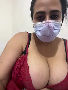 Snapshot of WildNour chatting on 02.07.26 WildNour online show from 02.07.26