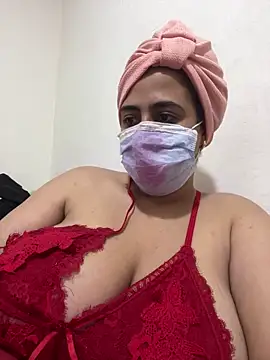 Snapshot of WildNour chatting on 02.28.26 WildNour online show from 02.28.26