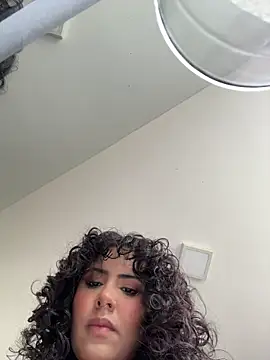 Snapshot of SugarTroubl33 chatting on 11.25.25 SugarTroubl33 online show from 11.25.25