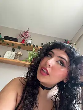 SugarTroubl33 online show from 06.26.26