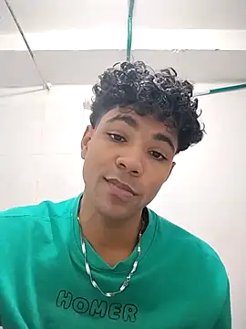 Alex Sweeting online show from 04.04.26
