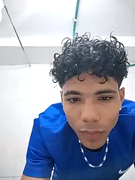 Alex Sweeting online show from 04.10.26