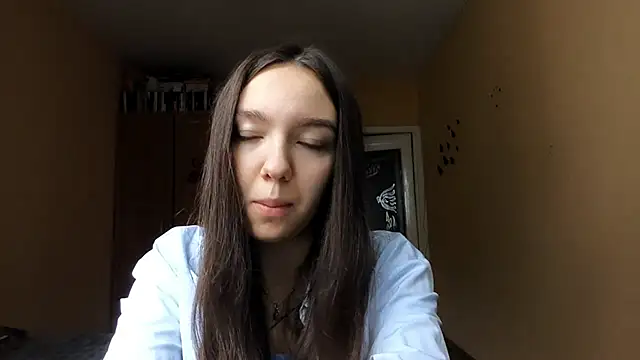 Kimixoo online show from 11.07.25