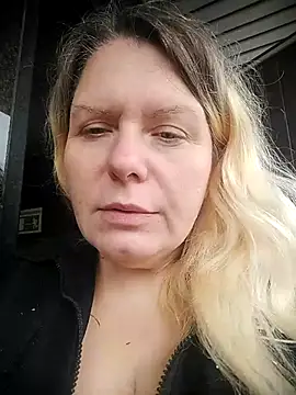 Snapshot of Lana-murr chatting on 11.09.25 Lana-murr online show from 11.09.25