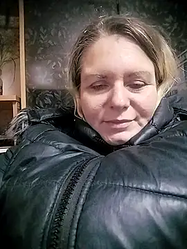 Snapshot of Lana-murr chatting on 11.25.25 Lana-murr online show from 11.25.25