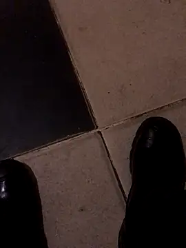 Snapshot of Johnparis505 chatting on 10.31.25 Johnparis505 online show from 10.31.25