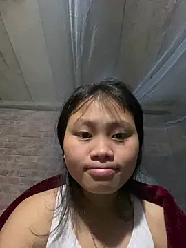 Snapshot of Sophia-123 chatting on 11.19.25 Sophia-123 online show from 11.19.25