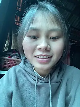 Snapshot of Sophia-123 chatting on 12.15.25 Sophia-123 online show from 12.15.25