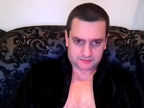 Snapshot of Alex-Naturista chatting on 06.08.26 Alex-Naturista online show from 06.08.26