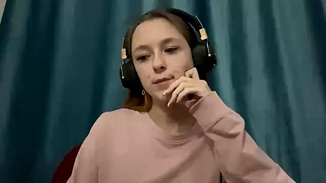 HOTBellakle online show from 11.15.25