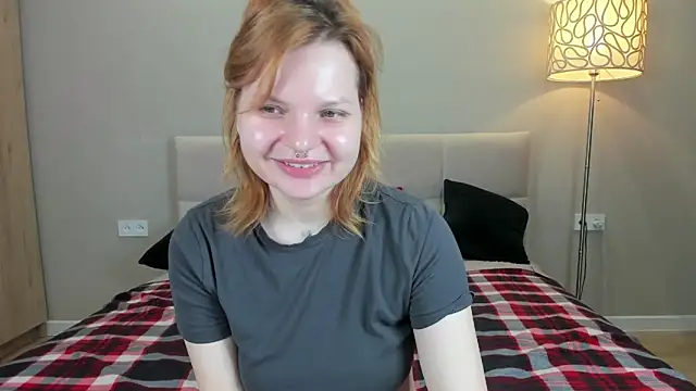 babyyullii online show from 04.23.26