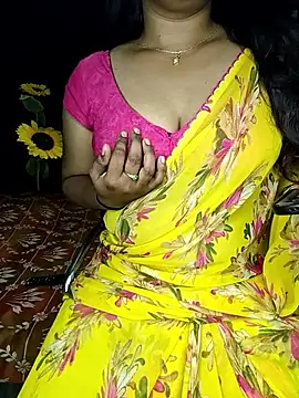 Snapshot of shreyareddy99 chatting on 02.08.26 shreyareddy99 online show from 02.08.26