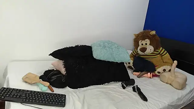 EmmilyConnor online show from 07.30.26