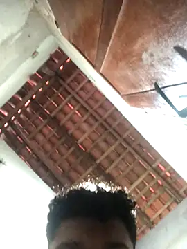 Snapshot of Ralf2011 chatting on 12.16.25 Ralf2011 online show from 12.16.25