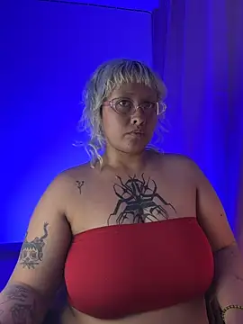 pinkbaddie777 online show from 01.13.26