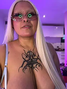 pinkbaddie777 online show from 05.06.26