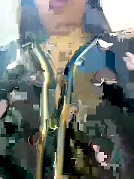 Snapshot of morenahhwy chatting on 11.15.25 morenahhwy online show from 11.15.25