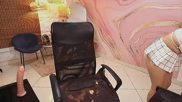 Samantharoseee  online show from 11.07.25