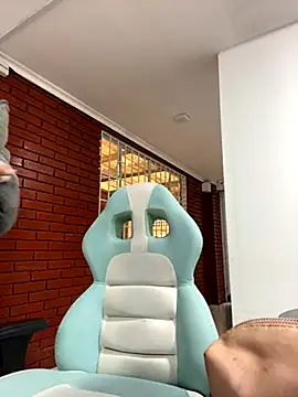 Adrimaretti online show from 11.21.25