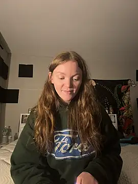 Snapshot of stonerbaby chatting on 12.03.25 stonerbaby online show from 12.03.25