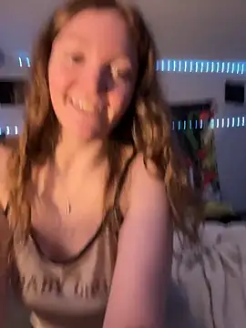 Snapshot of stonerbaby chatting on 02.25.26 stonerbaby online show from 02.25.26