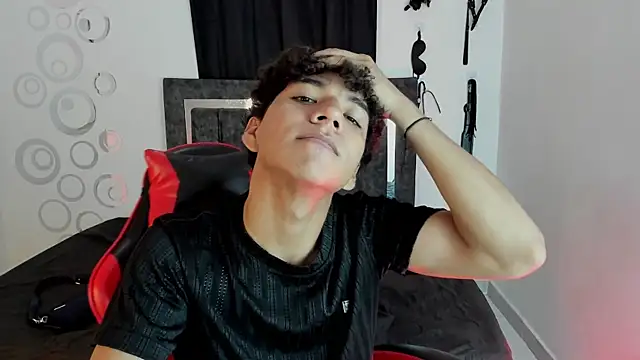 Maximiliano Khalil online show from 11.29.25