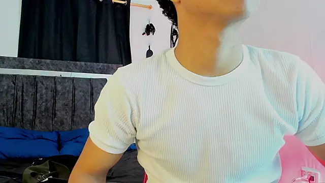 Maximiliano Khalil online show from 12.04.25