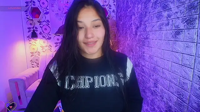 emmaa garciia online show from 11.20.25