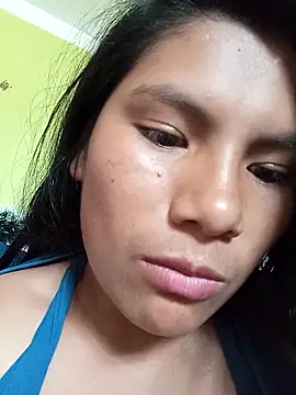 BellaquitA06 online show from 12.16.25