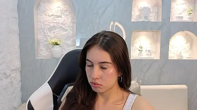 Nikka Tx online show from 12.04.25