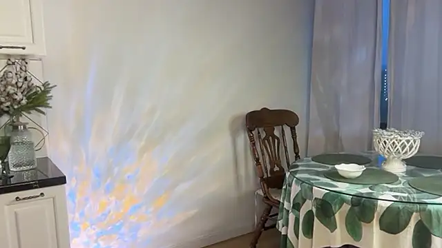 Lisa Graham online show from 12.02.25