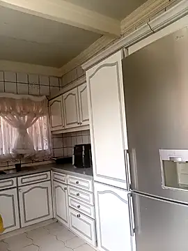 Snapshot of ThickLeeyanaXX chatting on 11.28.25 ThickLeeyanaXX online show from 11.28.25