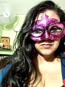 Snapshot of LOVE__RANI chatting on 07.24.26 LOVE RANI online show from 07.24.26