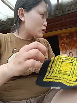 yoyo-mi online show from 05.18.26