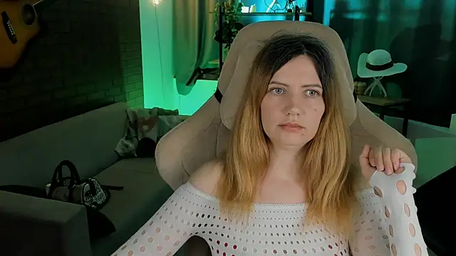 AleksaLaurent online show from 11.12.25