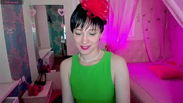 Snapshot of ErickaFetish chatting on 11.01.25 ErickaFetish online show from 11.01.25