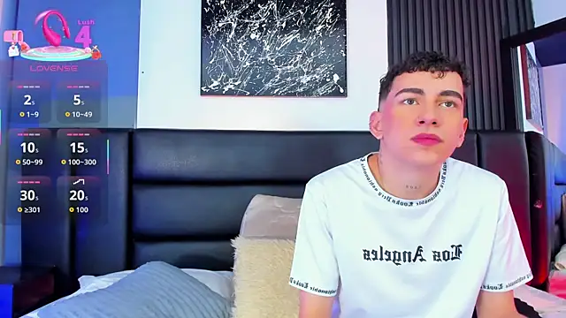 Snapshot of Duolust1 chatting on 10.29.25 Duolust1 online show from 10.29.25