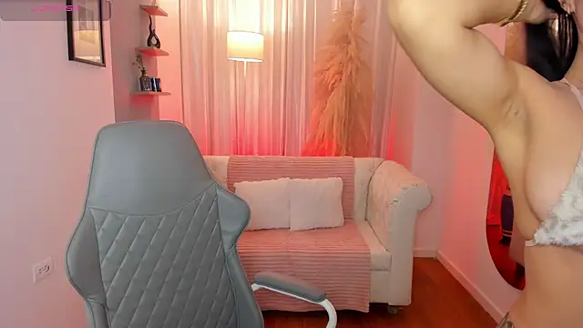 Snapshot of MelodyVega_ chatting on 10.30.25 MelodyVega  online show from 10.30.25