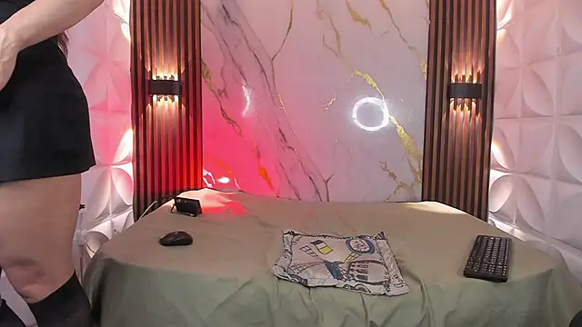 NovaNight  online show from 04.20.26