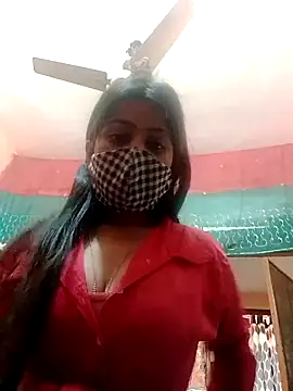 Snapshot of -Rani__ chatting on 12.16.25 -Rani online show from 12.16.25