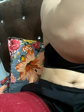 Snapshot of Heena_Sharma982 chatting on 11.20.25 Heena Sharma982 online show from 11.20.25