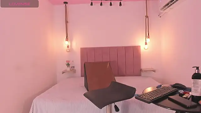 BabyBrown   online show from 12.05.25