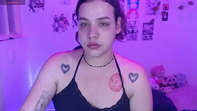 Snapshot of reiko_doll chatting on 11.11.25 reiko doll online show from 11.11.25