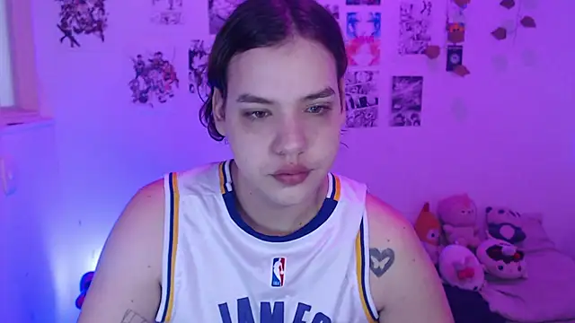 Snapshot of reiko_doll chatting on 11.24.25 reiko doll online show from 11.24.25