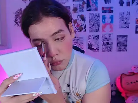 Snapshot of reiko_doll chatting on 12.15.25 reiko doll online show from 12.15.25