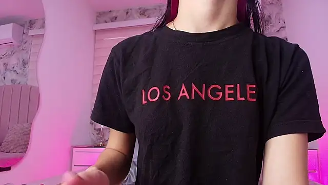 Snapshot of emma_trix chatting on 04.06.26 emma trix online show from 04.06.26