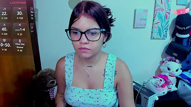 Emma boo online show from 11.09.25